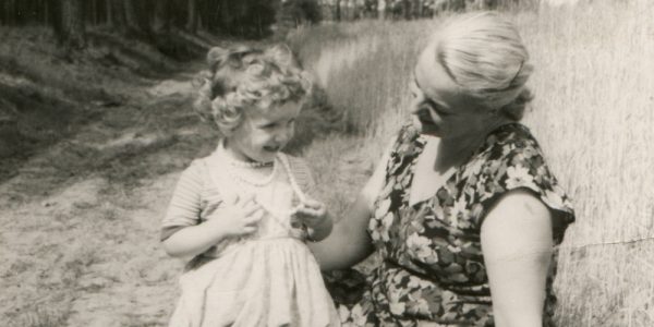 mom and daughter photograph